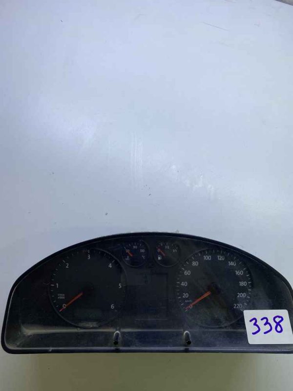 VW TRANSPORTER T5 KM SAATİ